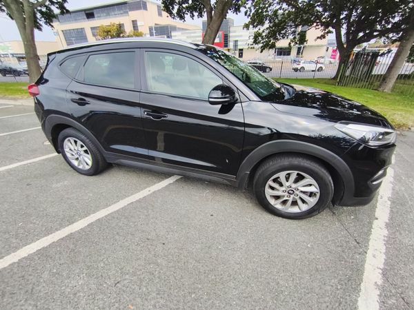 Hyundai Tucson SUV, Diesel, 2016, Black