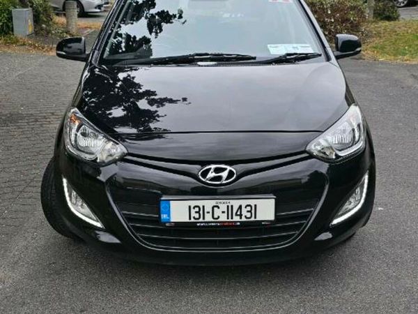 Hyundai i20 Hatchback, Petrol, 2013, Black