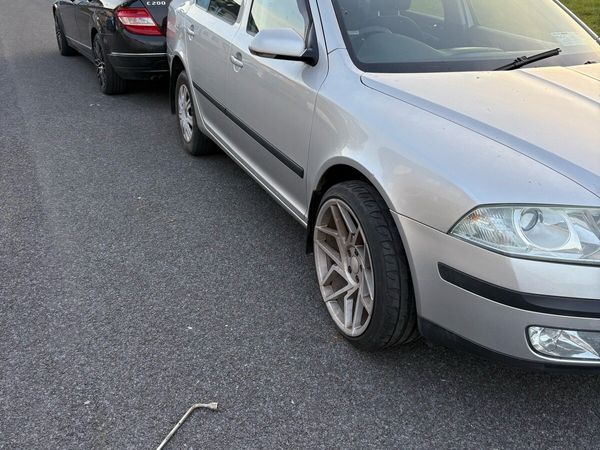 Skoda Octavia Hatchback, Petrol, 2006, Silver