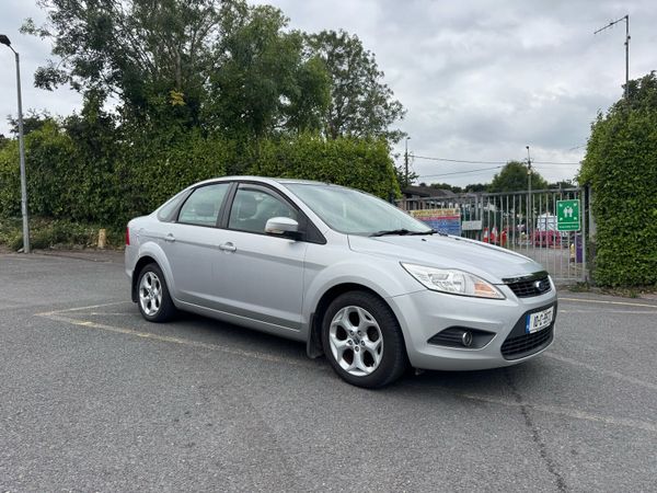 Ford Focus Saloon, Diesel, 2010, Silver