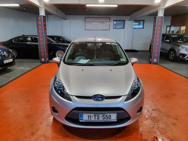 Ford Fiesta Hatchback, Petrol, 2011, Silver