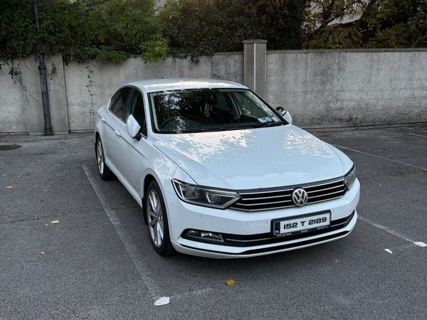 Volkswagen Passat Saloon, Diesel, 2015, White