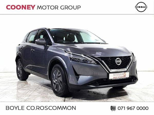 Nissan Qashqai MPV, Petrol, 2021, Grey
