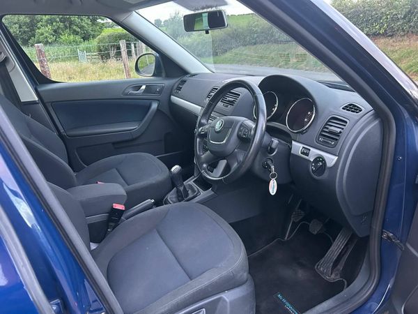 Skoda Yeti SUV, Diesel, 2010, Blue