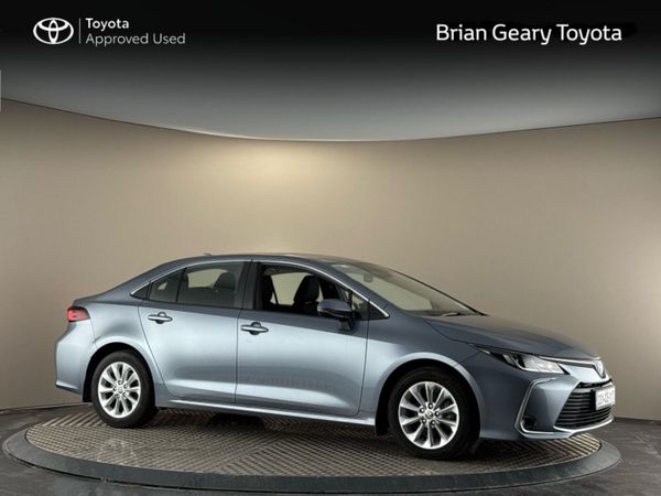 Toyota Corolla Saloon, Petrol Hybrid, 2023, Grey