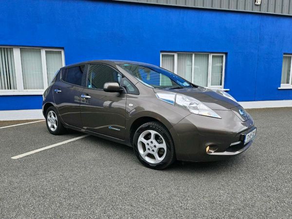 Nissan Leaf Hatchback, Electric, 2017, Brown