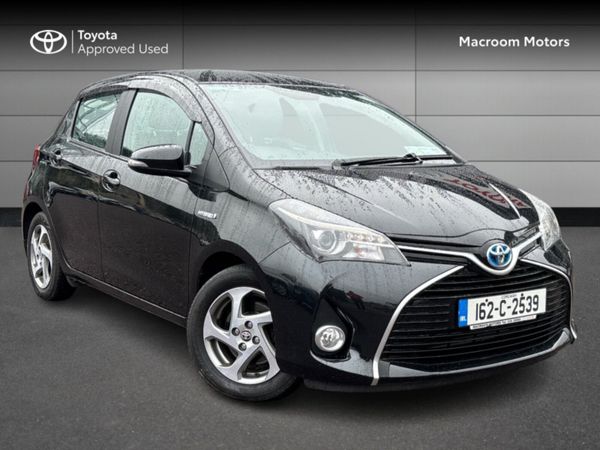 Toyota Yaris Hatchback, Petrol Hybrid, 2016, Black