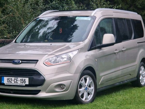 Ford Tourneo Estate/Jeep, Diesel, 2015, Silver