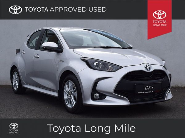 Toyota Yaris Hatchback, Petrol Hybrid, 2022, Silver
