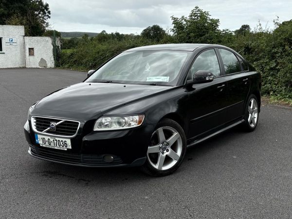Volvo S40 Saloon, Diesel, 2010, Black
