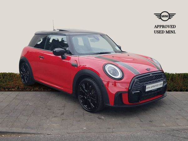 Mini Cooper Hatchback, Petrol, 2023, Red