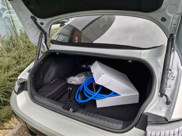 Hyundai IONIQ 6 Saloon, Electric, 2025, Yellow
