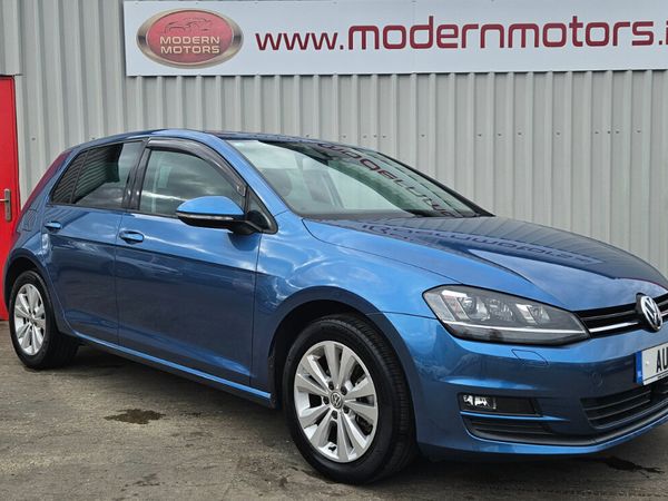 Volkswagen Golf Hatchback, Petrol, 2016, Blue