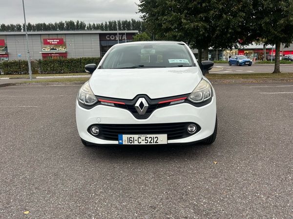 Renault Clio Hatchback, Petrol, 2016, White