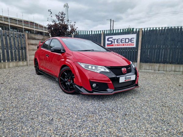 Honda Civic Hatchback, Petrol, 2016, Red
