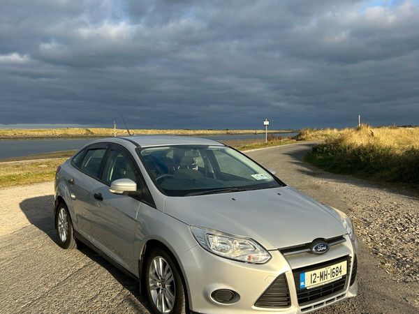 Ford Focus Saloon, Diesel, 2012, Silver