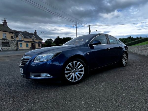 Vauxhall Insignia Hatchback, Diesel, 2010, Blue