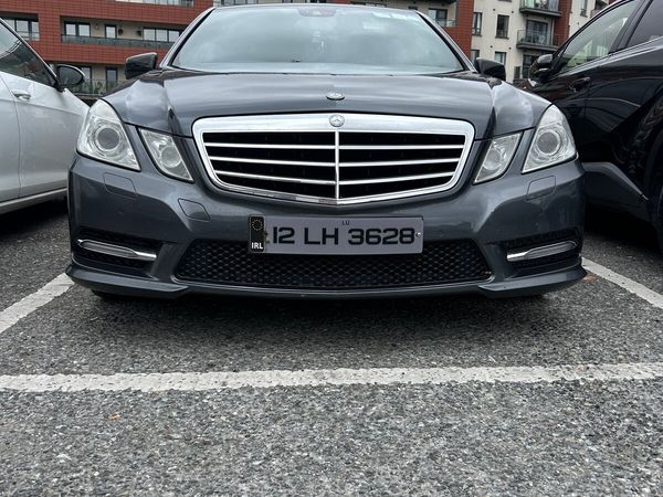 Mercedes-Benz E-Class Saloon, Diesel, 2012, Grey