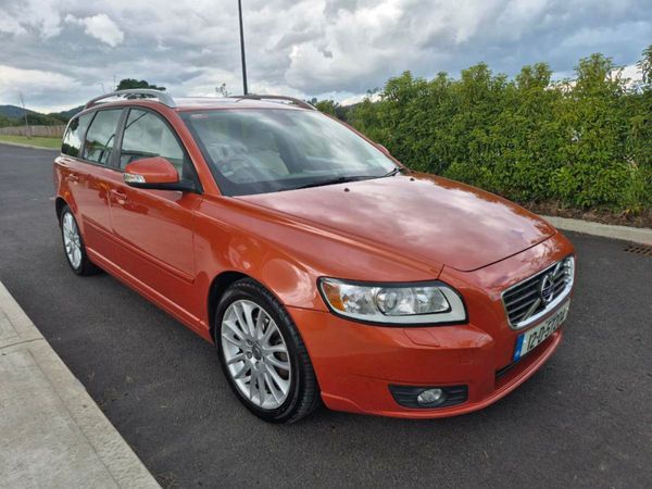 Volvo V50 Estate, Diesel, 2012, Orange