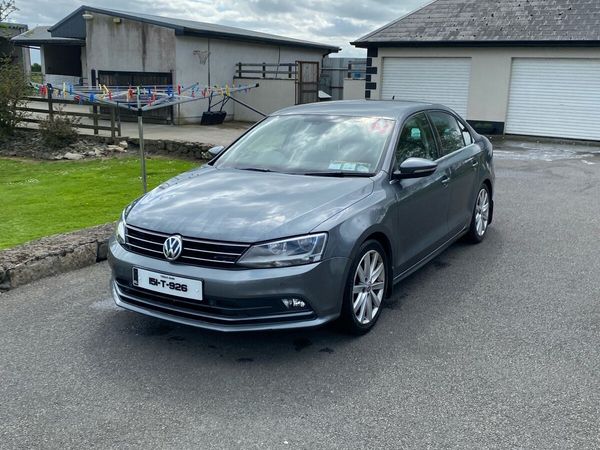 Volkswagen Jetta Saloon, Diesel, 2015, Grey