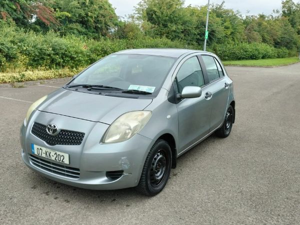 Toyota Yaris Hatchback, Petrol, 2007, Silver