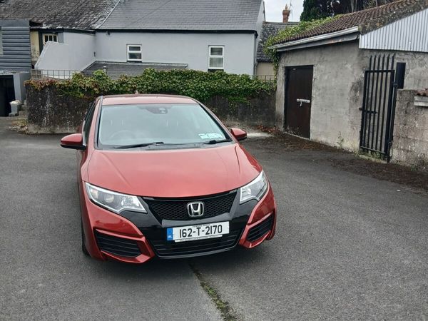 Honda Civic Hatchback, Diesel, 2016, Red
