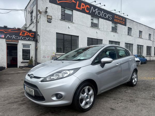 Ford Fiesta Hatchback, Petrol, 2010, Silver