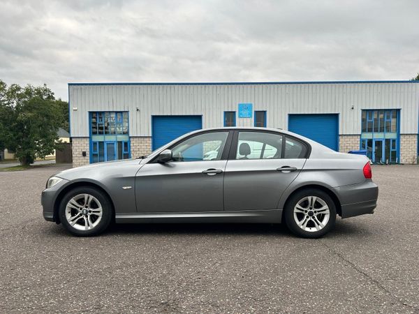 BMW 3-Series Saloon, Diesel, 2011, Grey