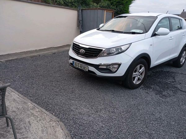 Kia Sportage SUV, Diesel, 2015, White