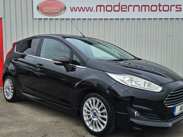 Ford Fiesta Hatchback, Petrol, 2015, Black