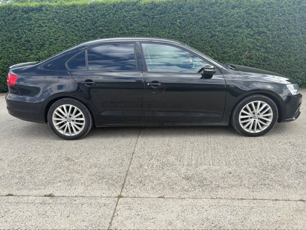 Volkswagen Jetta Saloon, Diesel, 2015, Black