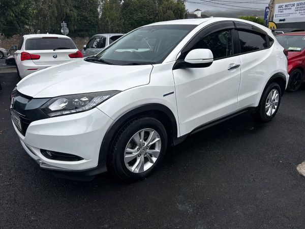 Honda Vezel MPV, Petrol Hybrid, 2016, White