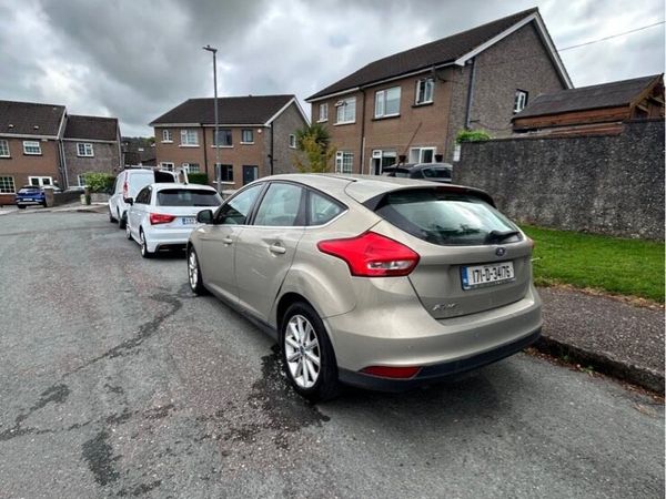 Ford Focus Hatchback, Diesel, 2017, Grey