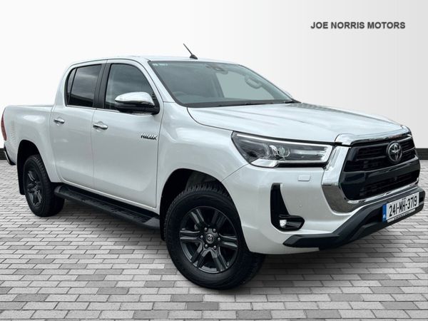 Toyota Hilux Pick Up, Diesel, 2024, White