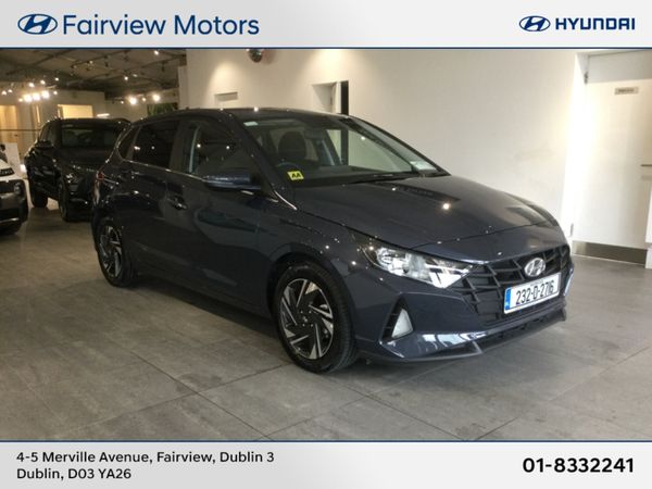 Hyundai i20 Hatchback, Petrol, 2023, Grey