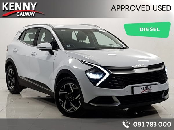 Kia Sportage MPV, Diesel Hybrid, 2023, White