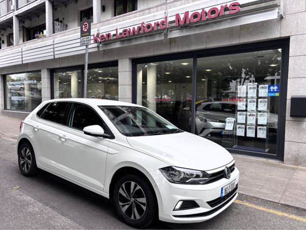 Volkswagen Polo Hatchback, Petrol, 2018, White