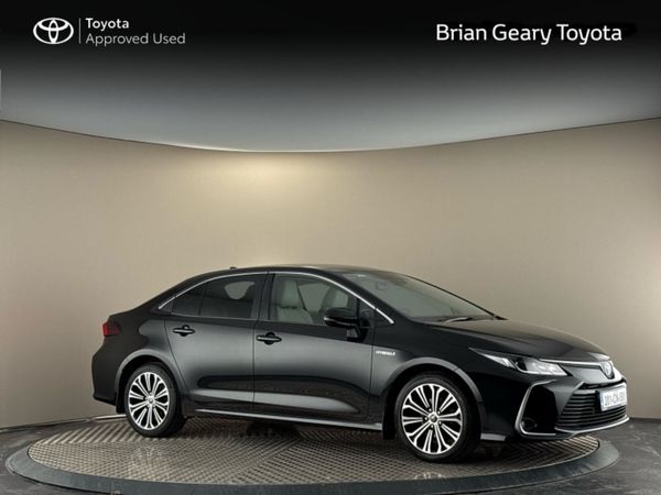 Toyota Corolla Saloon, Petrol Hybrid, 2020, Black