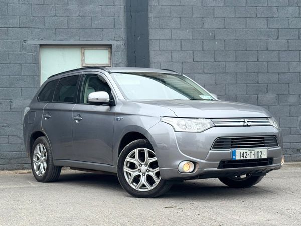 Mitsubishi Outlander SUV, Petrol Plug-in Hybrid, 2014, Grey