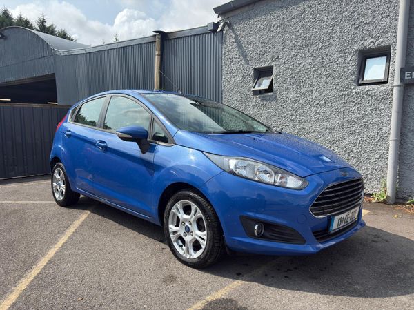 Ford Fiesta Hatchback, Petrol, 2013, Blue