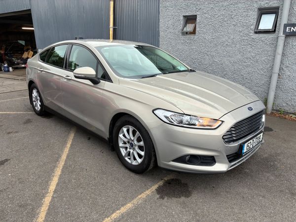 Ford Mondeo Hatchback, Diesel, 2015, Silver