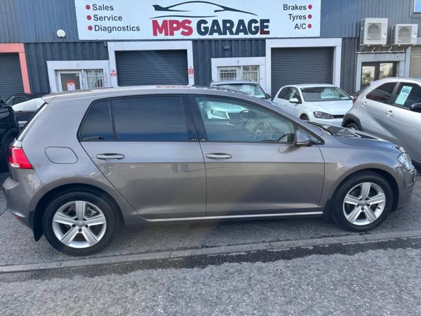Volkswagen Golf Hatchback, Diesel, 2014, Grey
