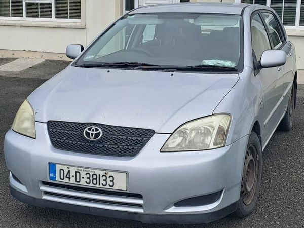 Toyota Corolla Hatchback, Petrol, 2004, Silver