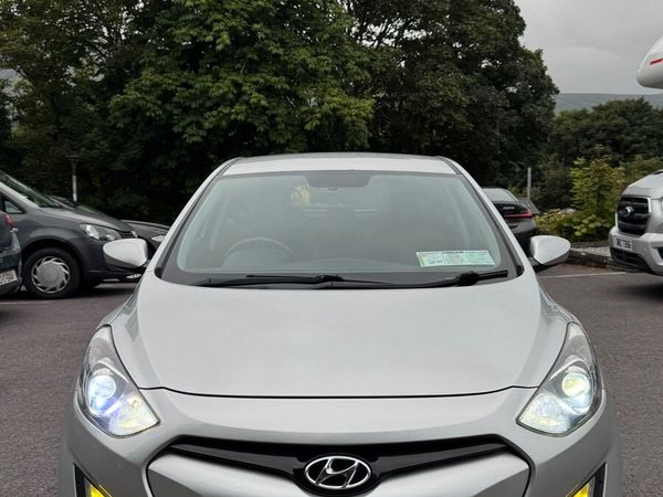 Hyundai i30 Hatchback, Diesel, 2012, Silver