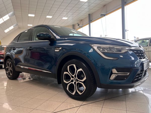 Renault Arkana Hatchback, Petrol, 2022, Blue
