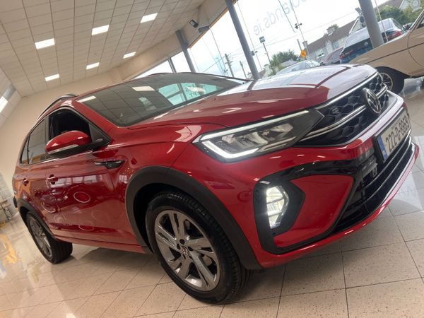 Volkswagen Taigo Estate, Petrol, 2022, Red