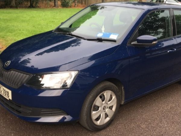 Skoda Fabia Hatchback, Petrol, 2017, Blue