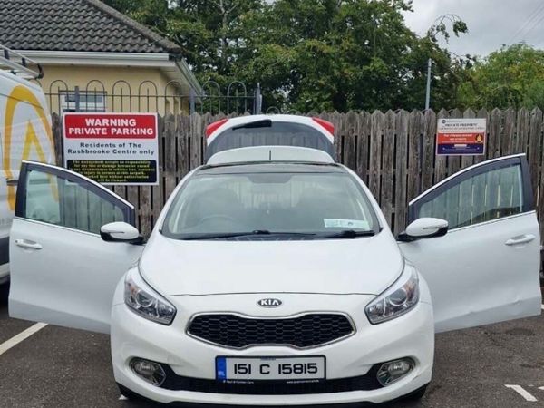 Kia Ceed Hatchback, Diesel, 2015, White