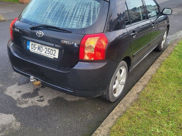 Toyota Corolla Hatchback, Petrol, 2005, Black