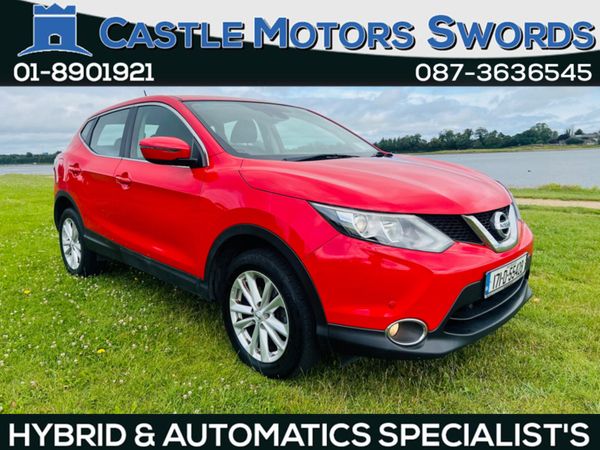 Nissan Qashqai Hatchback, Diesel, 2017, Red